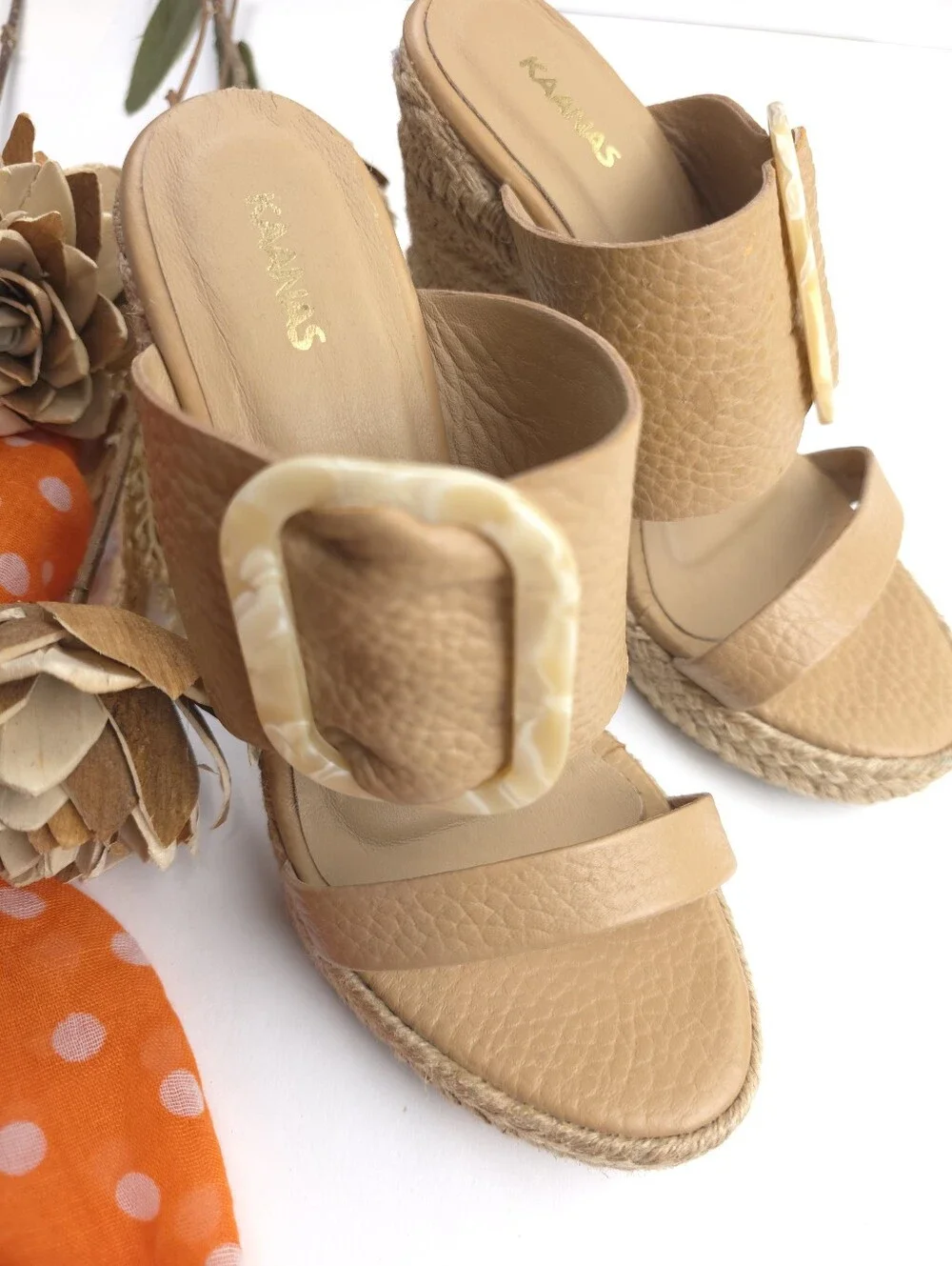 Kaanas Women’s Tan Wedge Slide Sandals with Decorative Buckle Sz 6